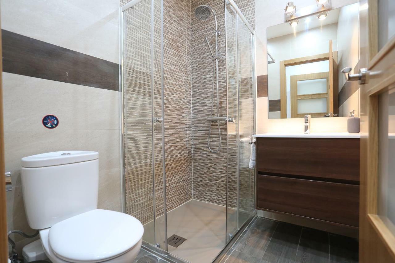 Atocha Art Apartment Madrid Ngoại thất bức ảnh