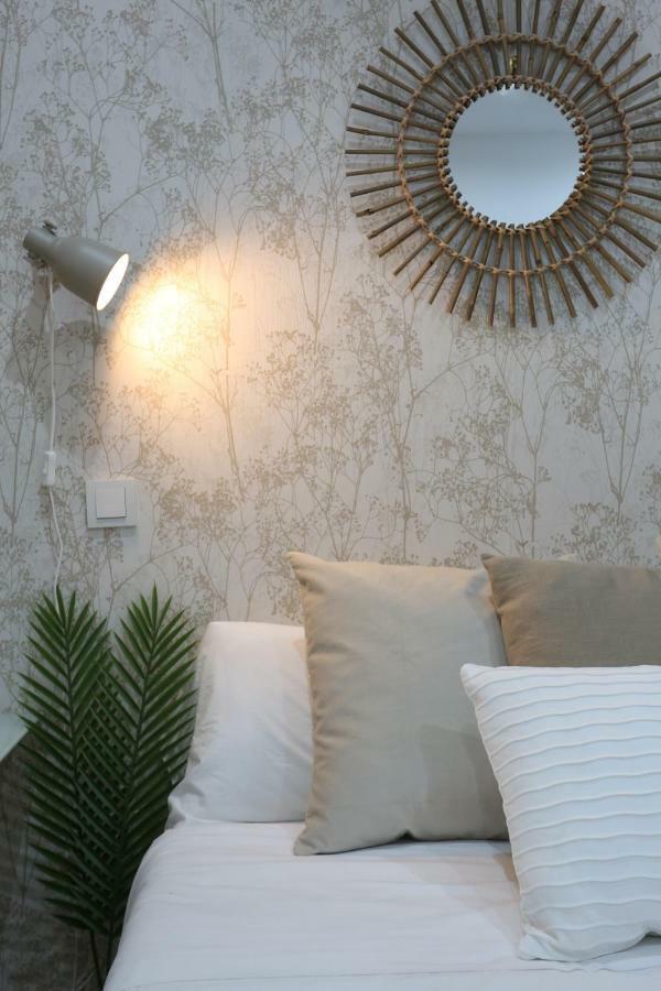 Atocha Art Apartment Madrid Ngoại thất bức ảnh